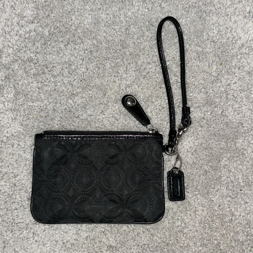 Coach quilted black wristlet with bag charm! - Picture 3 of 5